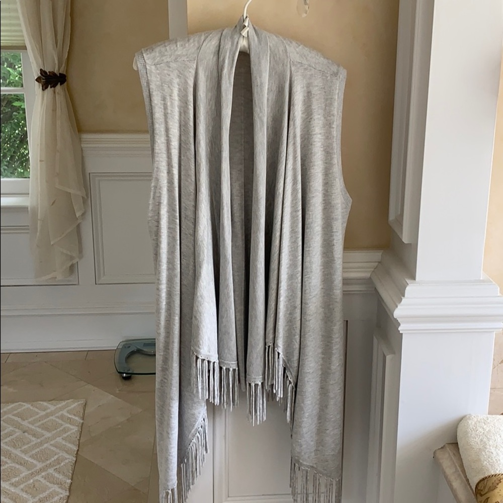 Fringed sweater vest